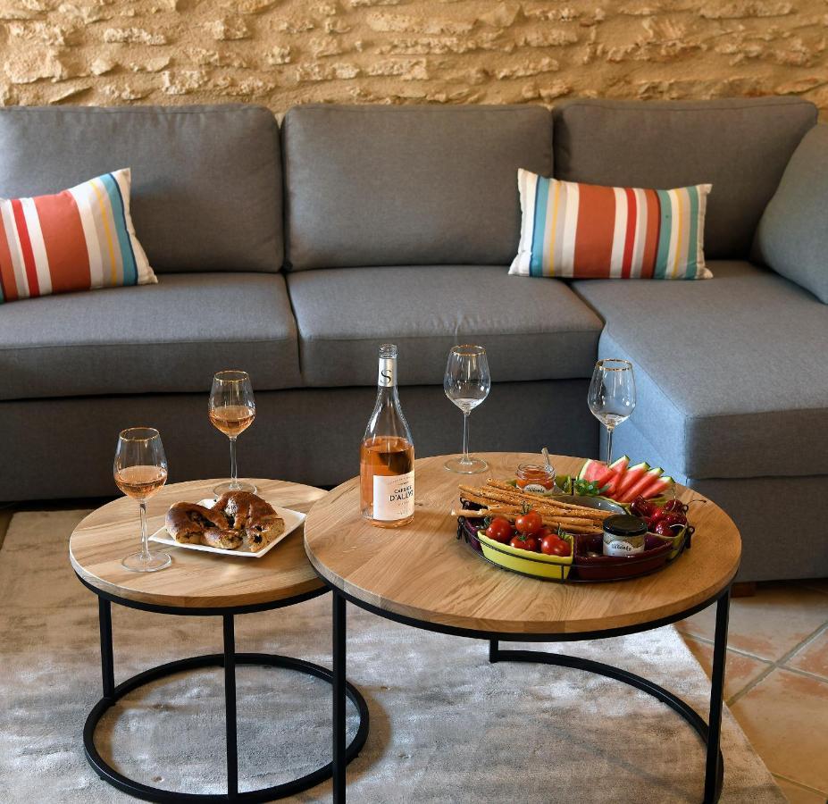 Des Demoiselles En Luberon Holiday home